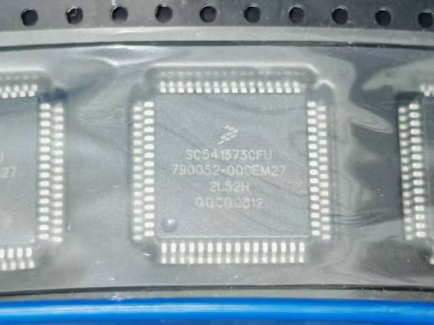 ISSI芯城集成电路 存储器芯片IS25LP512M-JLLE