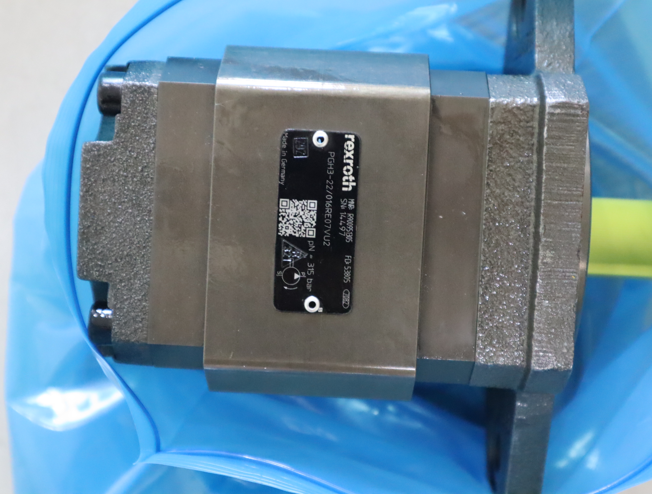 R900951305 PGH3-22/016RE07VU2 德国REXROTH力士乐齿轮泵