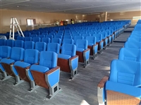 香港礼堂椅价格防火礼堂椅浩蕴家具教堂长椅批发礼堂椅维修厂家