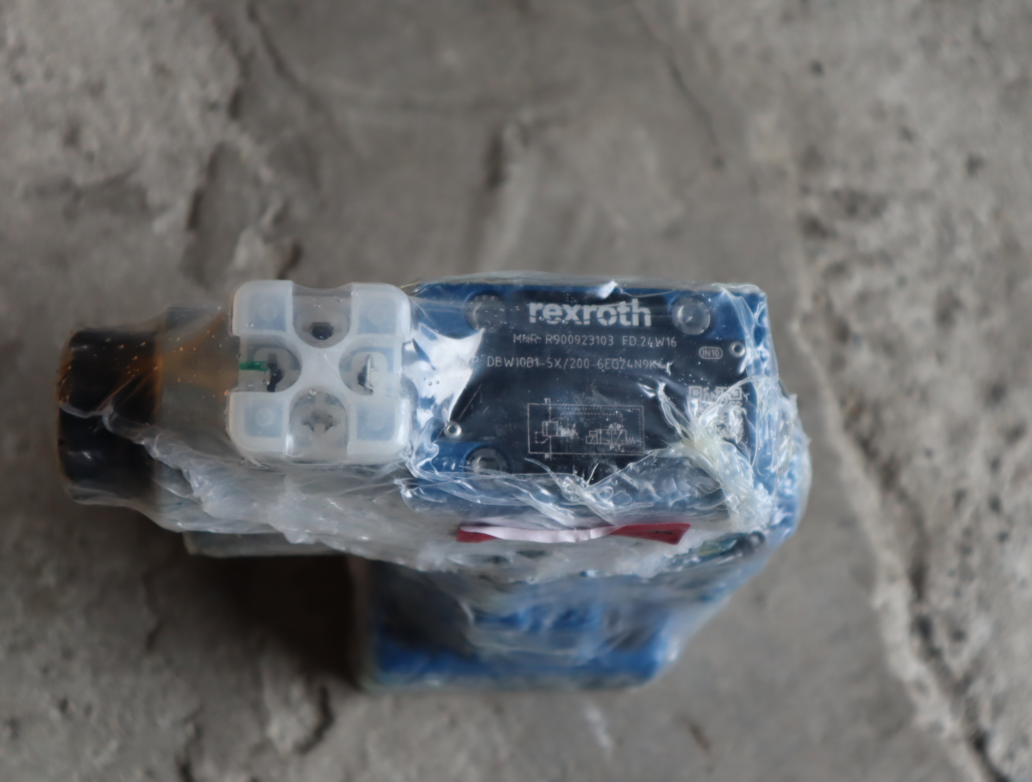 DBW10B1-5X/200-6EG24N9K4 R900923103 德国力士乐REXROTH溢流阀