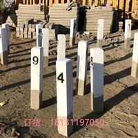 百米标 高铁两侧提示标桩 水泥铁路桥涵曲线公里标 半公里标