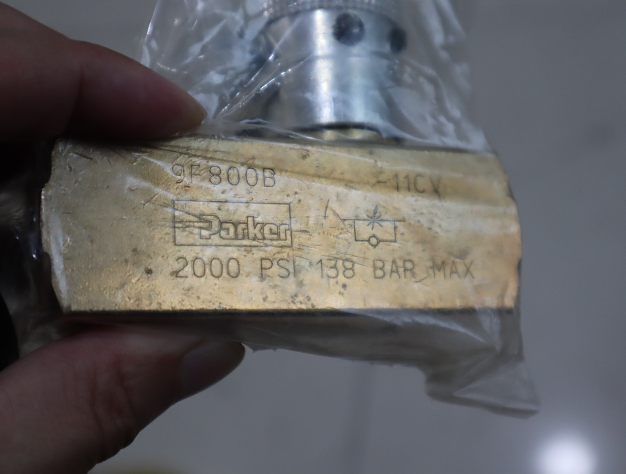 9F800B -11CV 美国派克PARKER单向阀 2000 PSI 138 BAR MAX