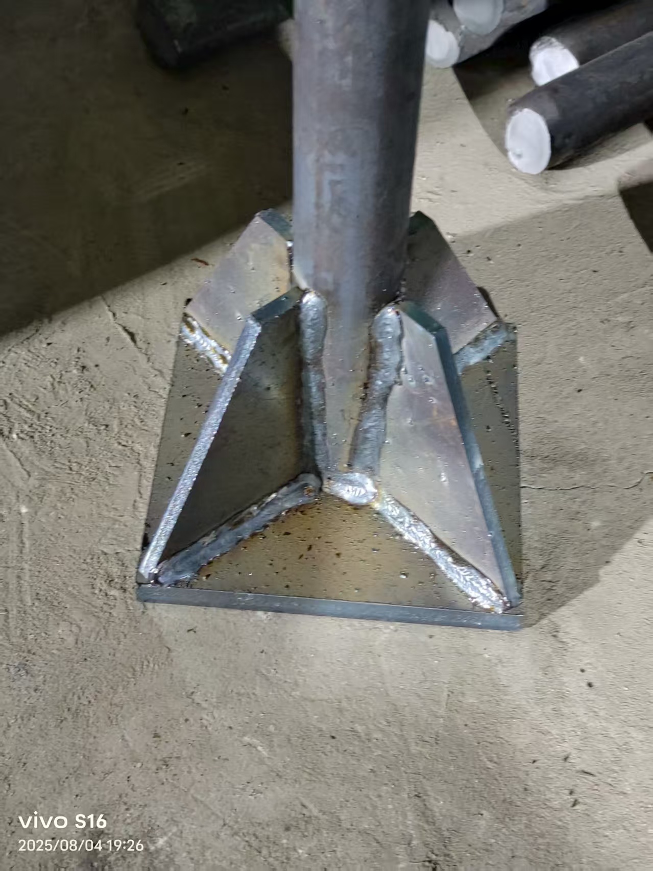 焊接锚板地脚螺栓