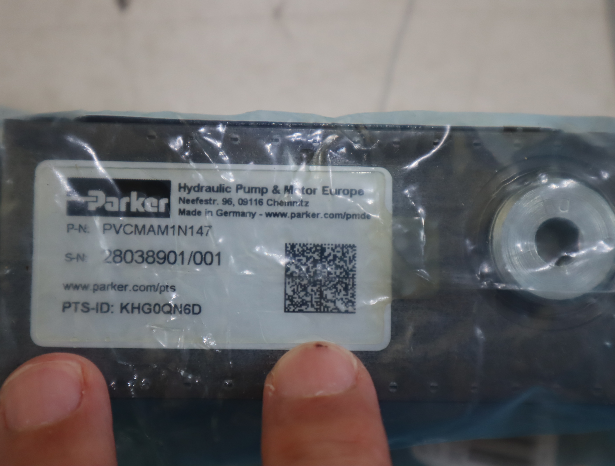 PVCMAM1N147 美国派克PARKER液压泵控制阀