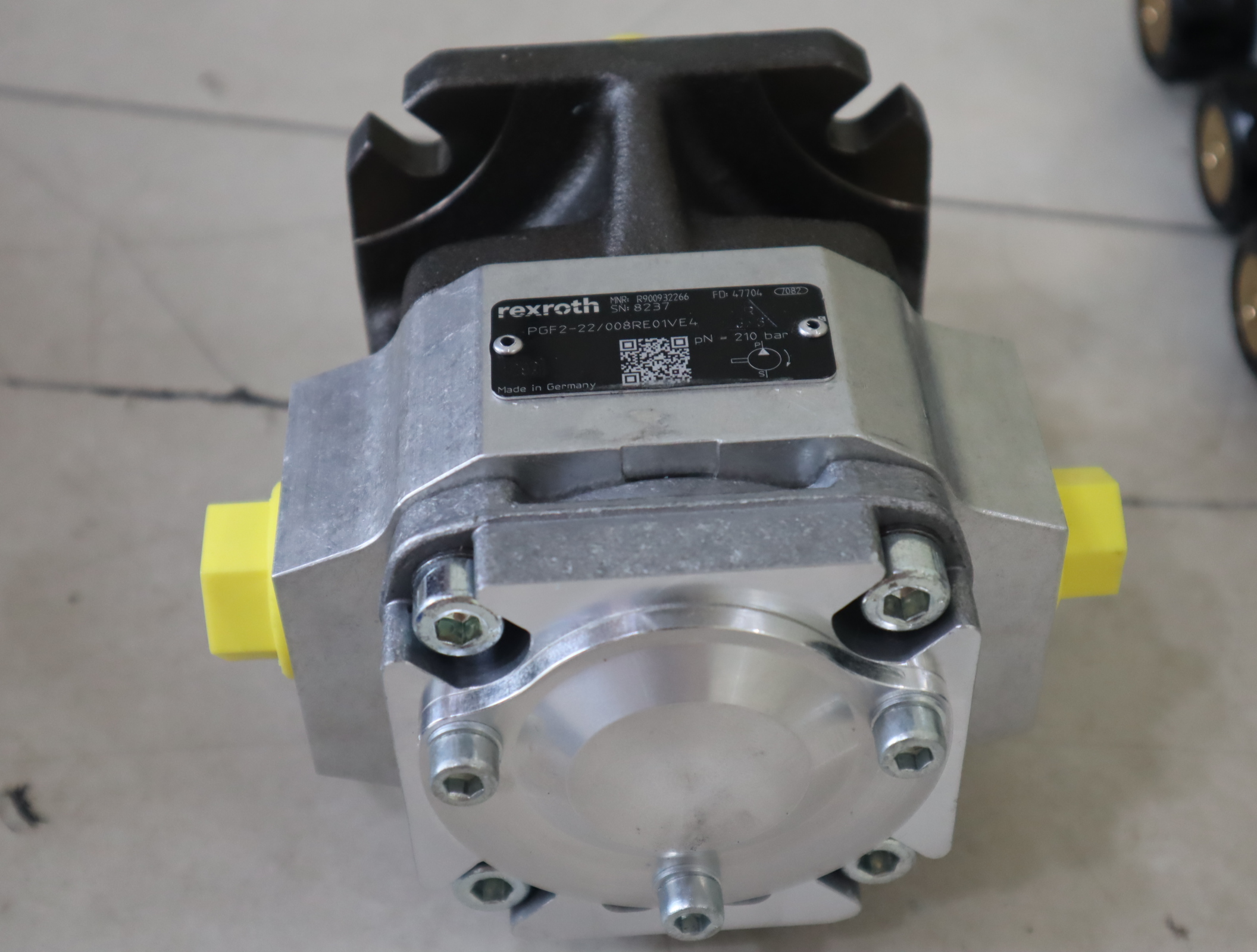 PGF2-22/008RE01VE4 R900932266 力士乐REXROTH齿轮泵