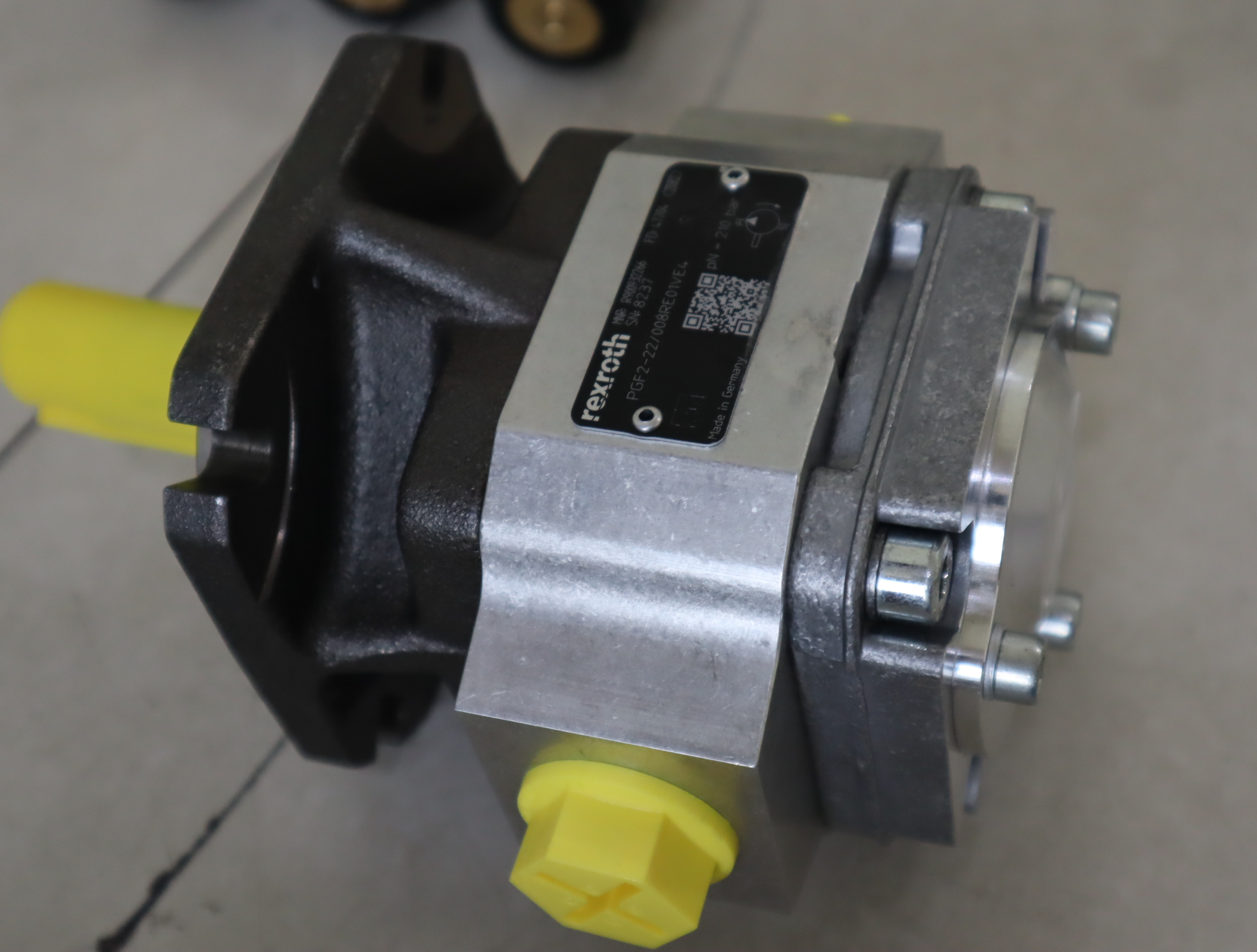 PGF2-22/008RE01VE4 R900932266 力士乐REXROTH齿轮泵