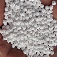 片状氯化钙图片 早强剂二水片状氯化钙厂家 荣茂