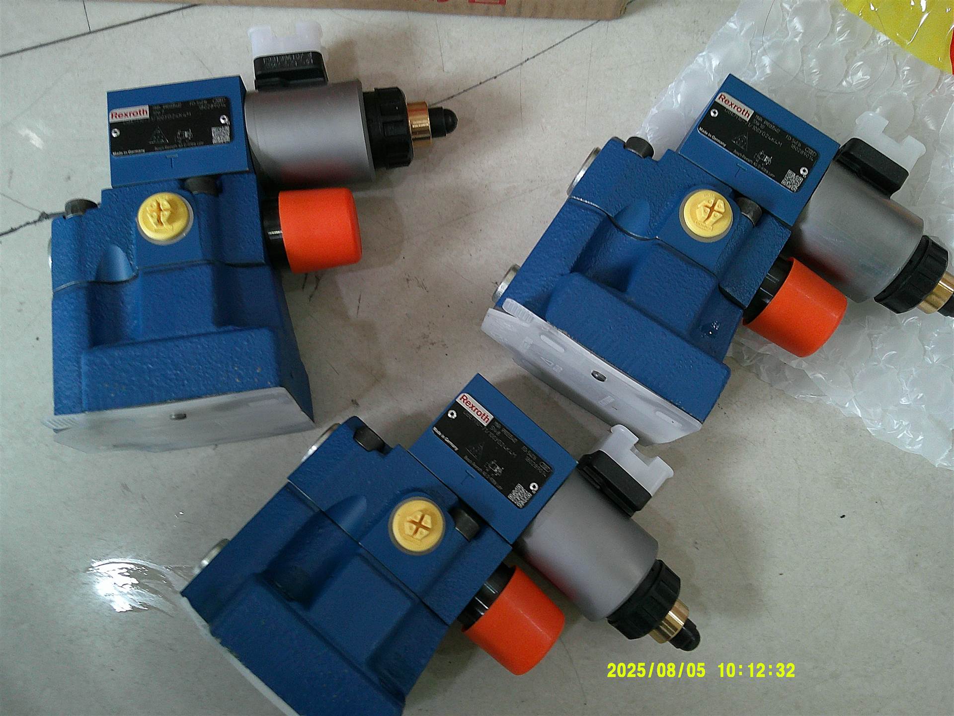 R901335402 DBEM10-71/100YG24K4M 德国力士乐REXROTH比例溢流阀