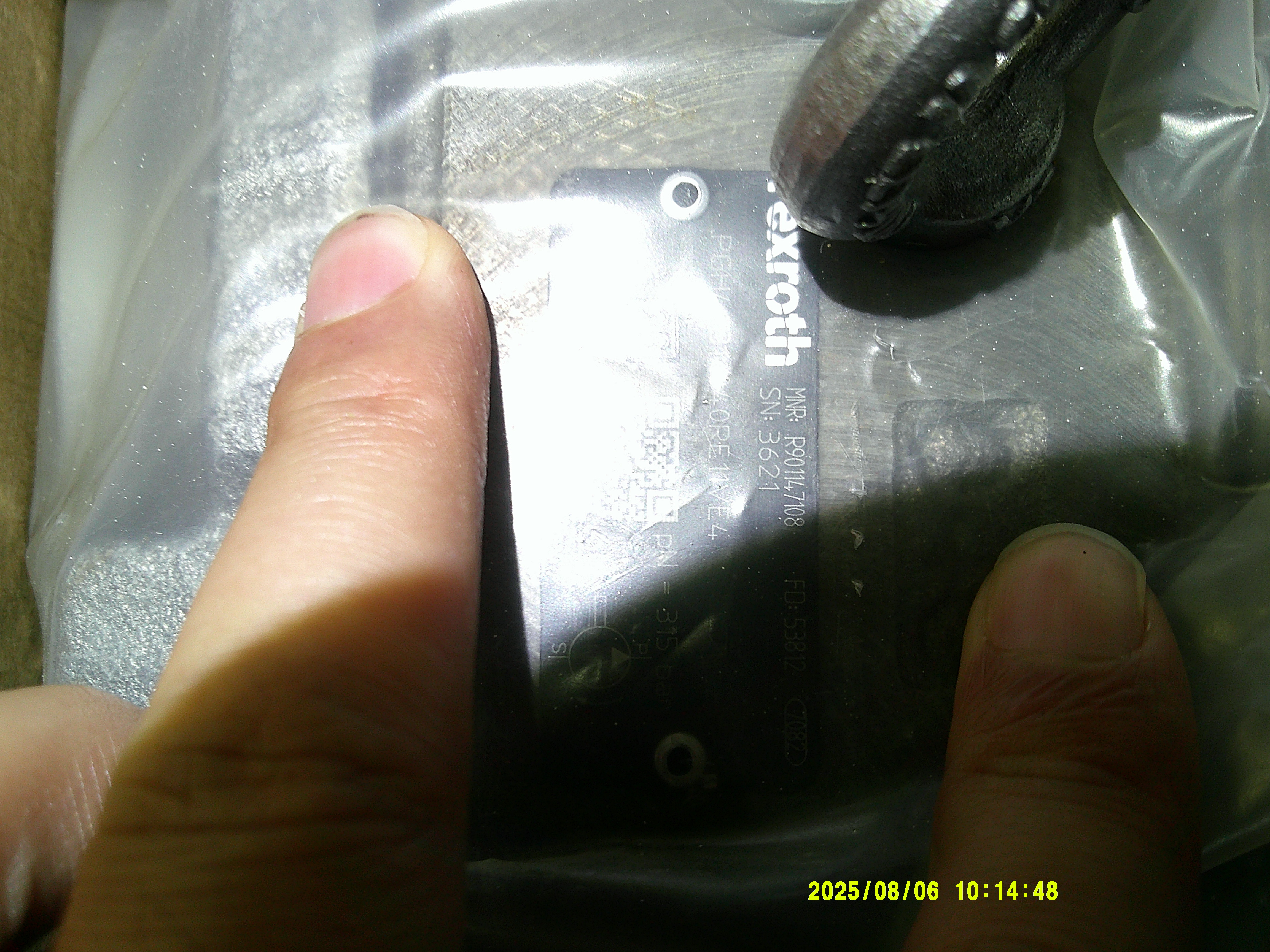 R901147108 PGH4-3X/040RE11VE4 德国力士乐REXROTH齿轮泵