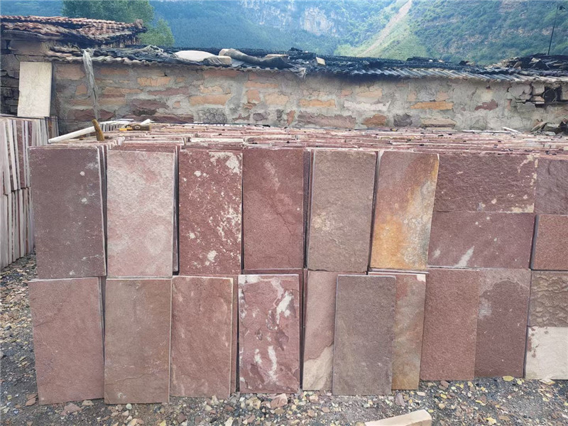 景区小路 高粱红园林碎拼石 红色蘑菇石围墙 毛石文化石