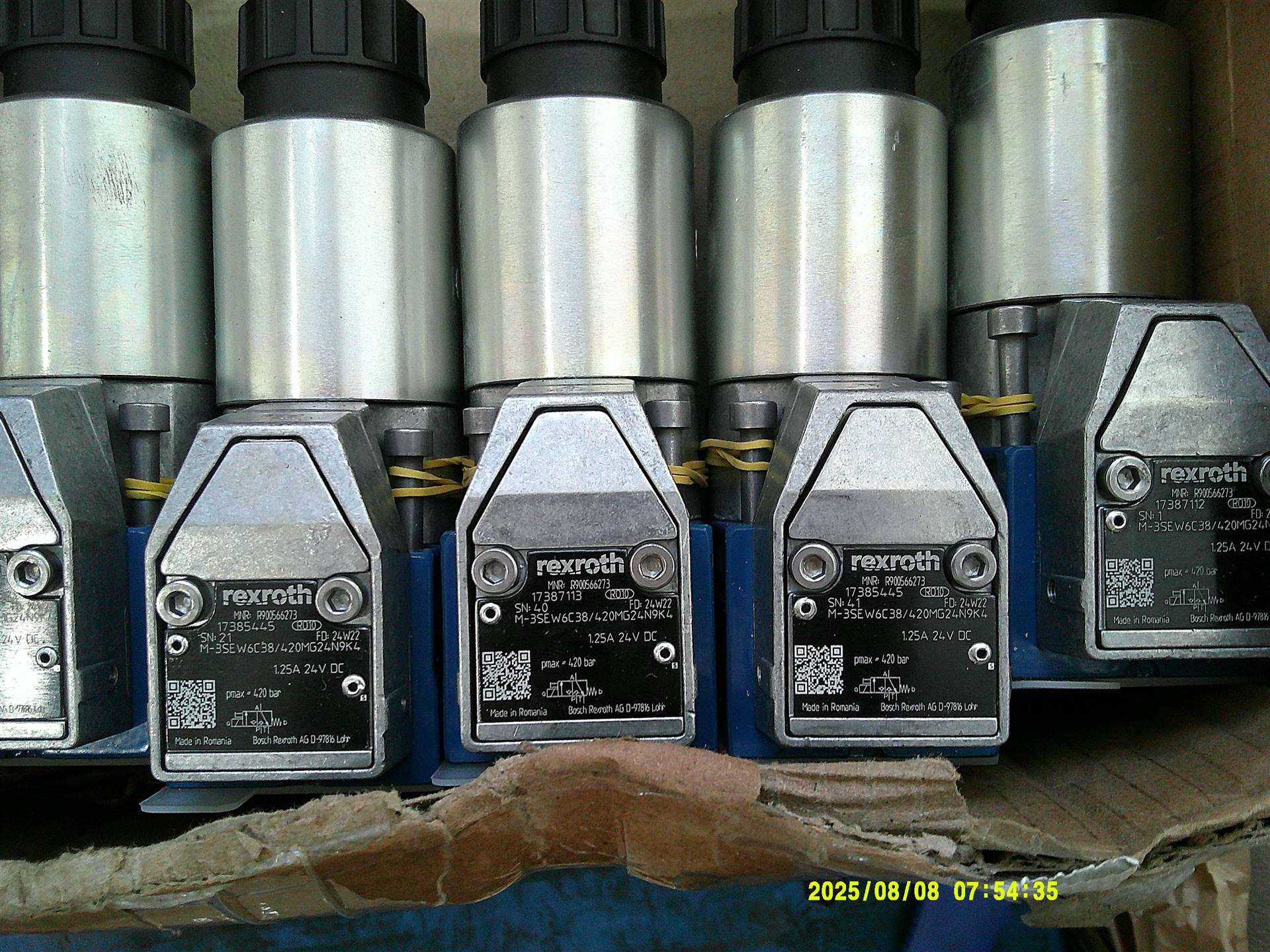 M-3SEW6C3X/420MG24N9K4 R900566273 力士乐REXROTH电磁球阀