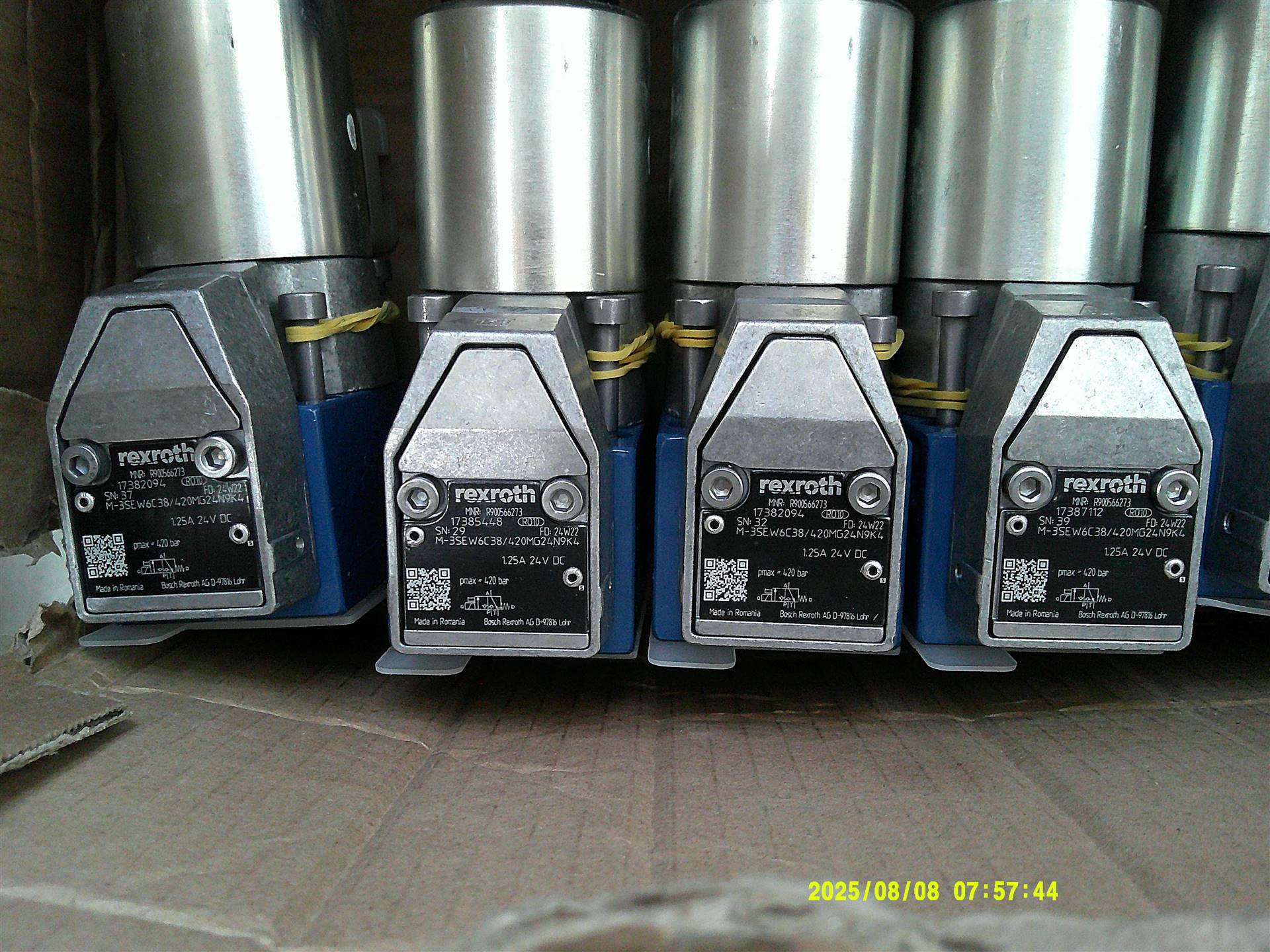 M-3SEW6C3X/420MG24N9K4 R900566273 力士乐REXROTH电磁球阀