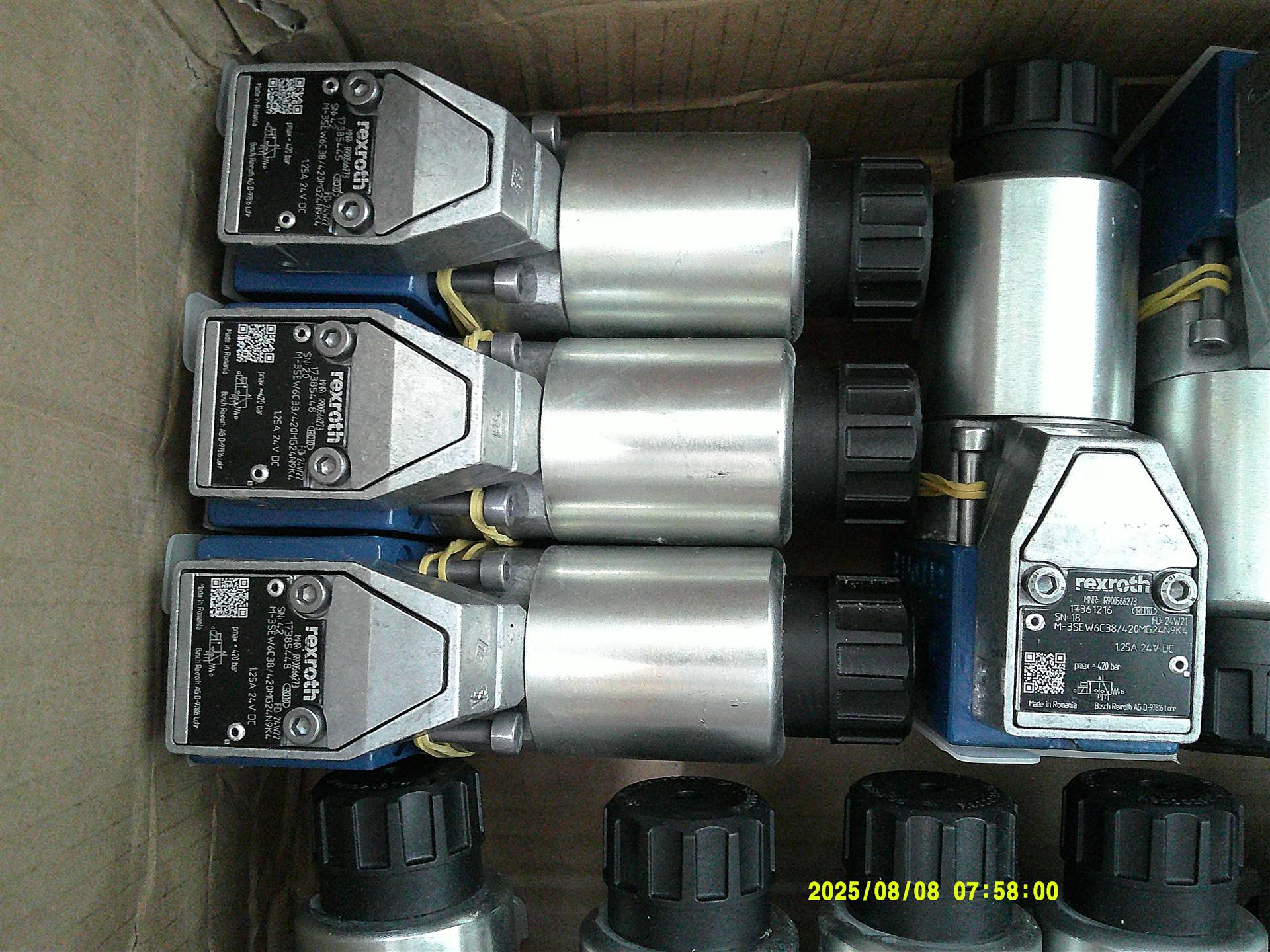 M-3SEW6C3X/420MG24N9K4 R900566273 力士乐REXROTH电磁球阀