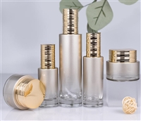护肤品玻璃瓶生产厂家，护肤品玻璃瓶定制厂家，护肤品瓶加工厂家