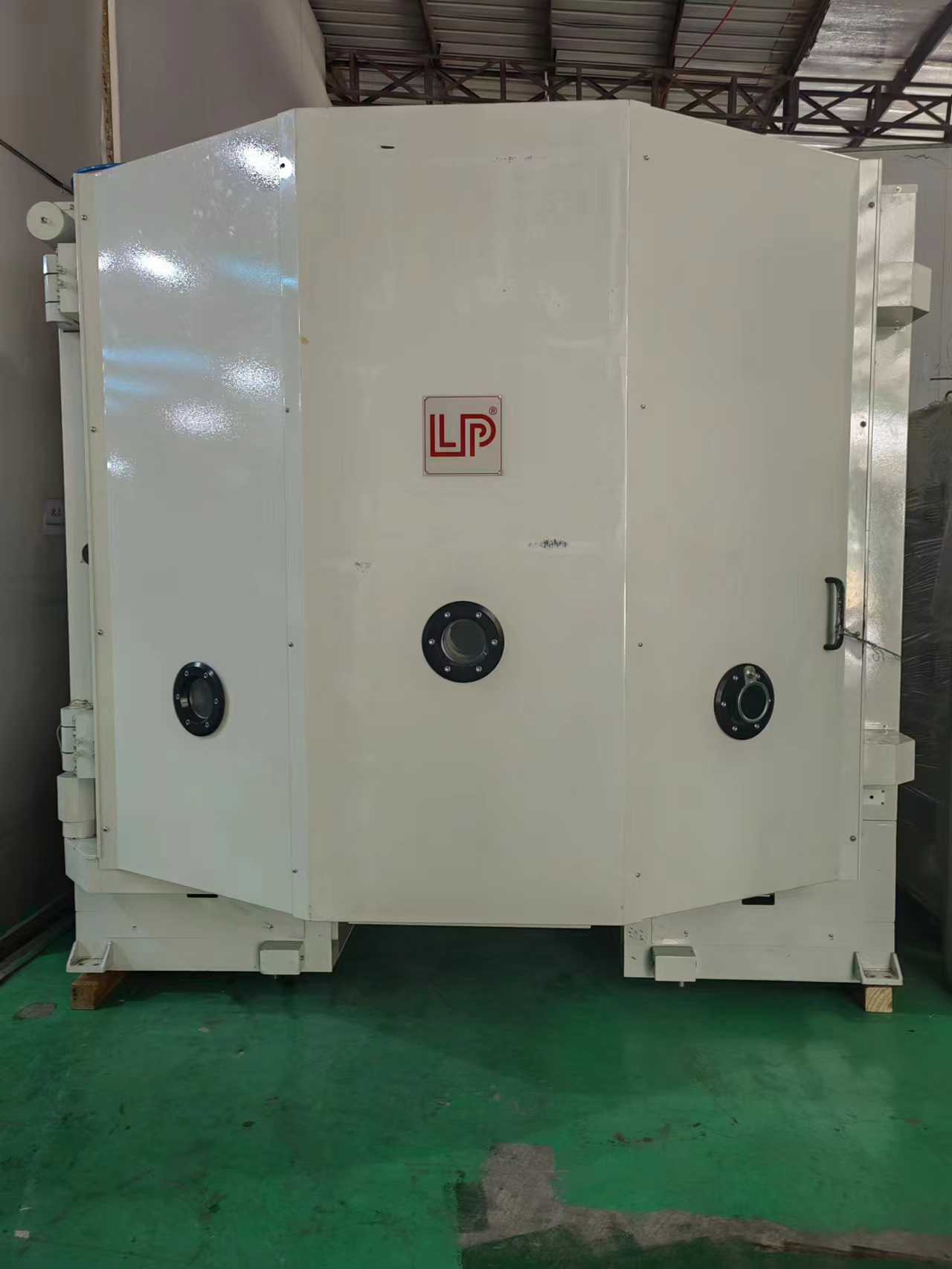 二手台湾LP龙翩手机后盖 3C手机镜片光学镀膜机2050MM