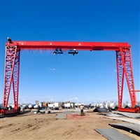 为何双葫芦设计让龙门吊更受市场的青睐