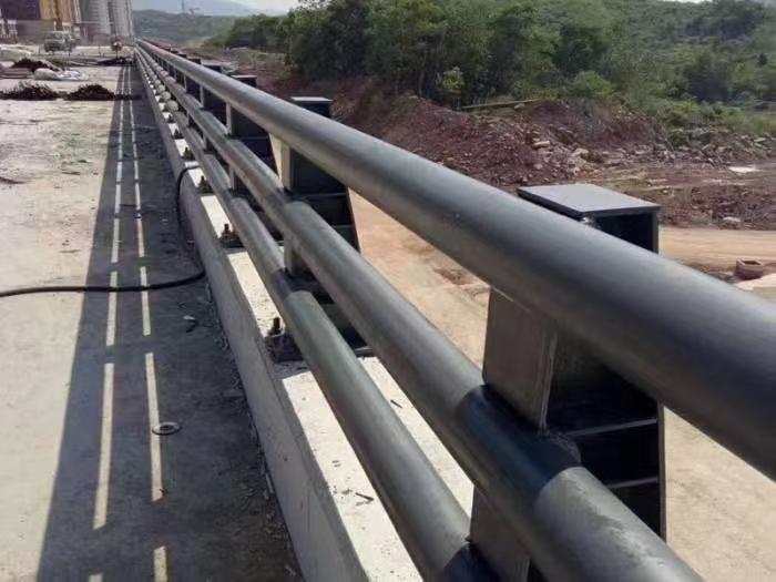 聚鑫 甘肃隔离护栏 用于保护河道水域 售后无忧 诚信经营