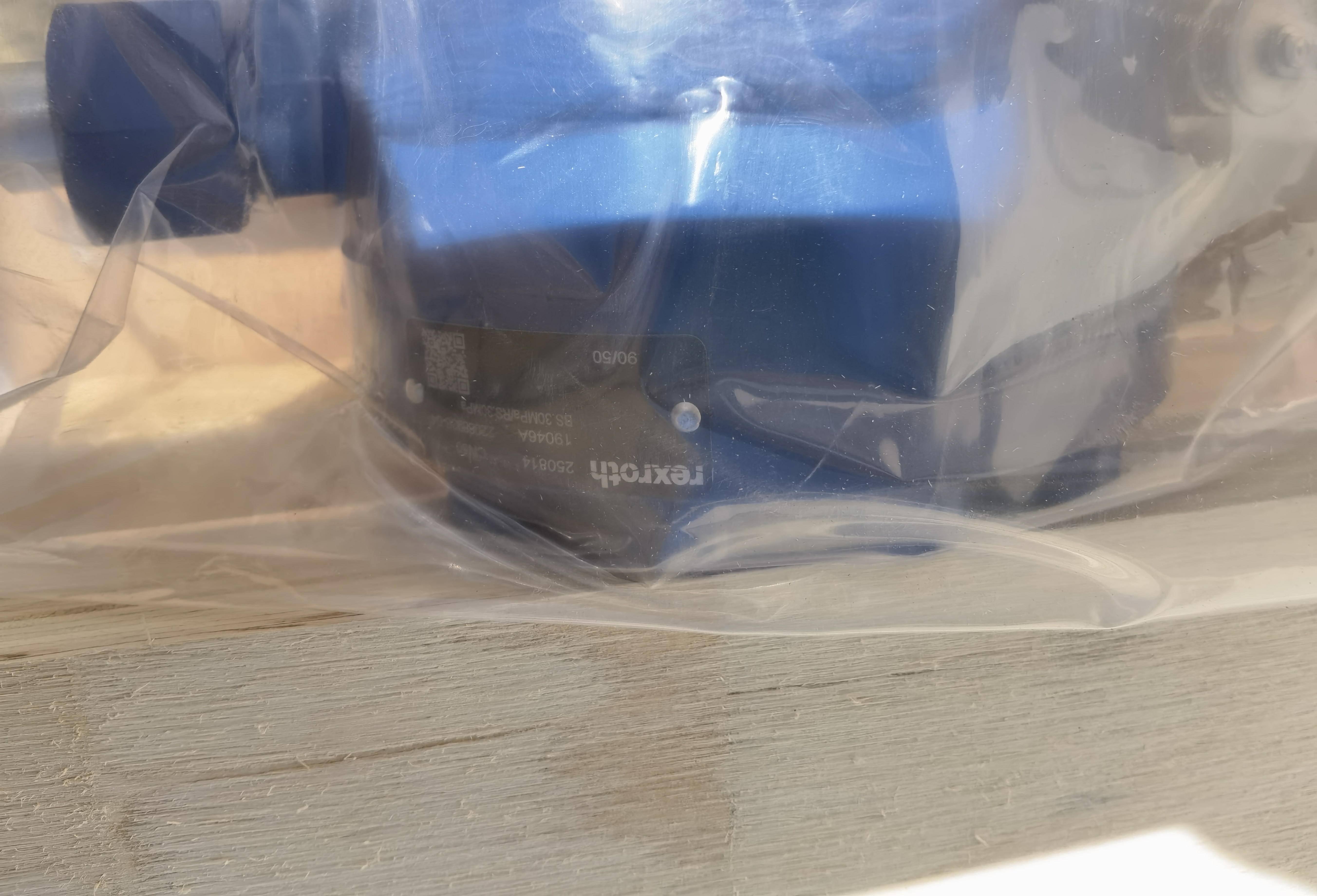 R901080224 CXHXMP5/90/50/.200A11/B1.HXUX D5568力士乐REXROTH缸