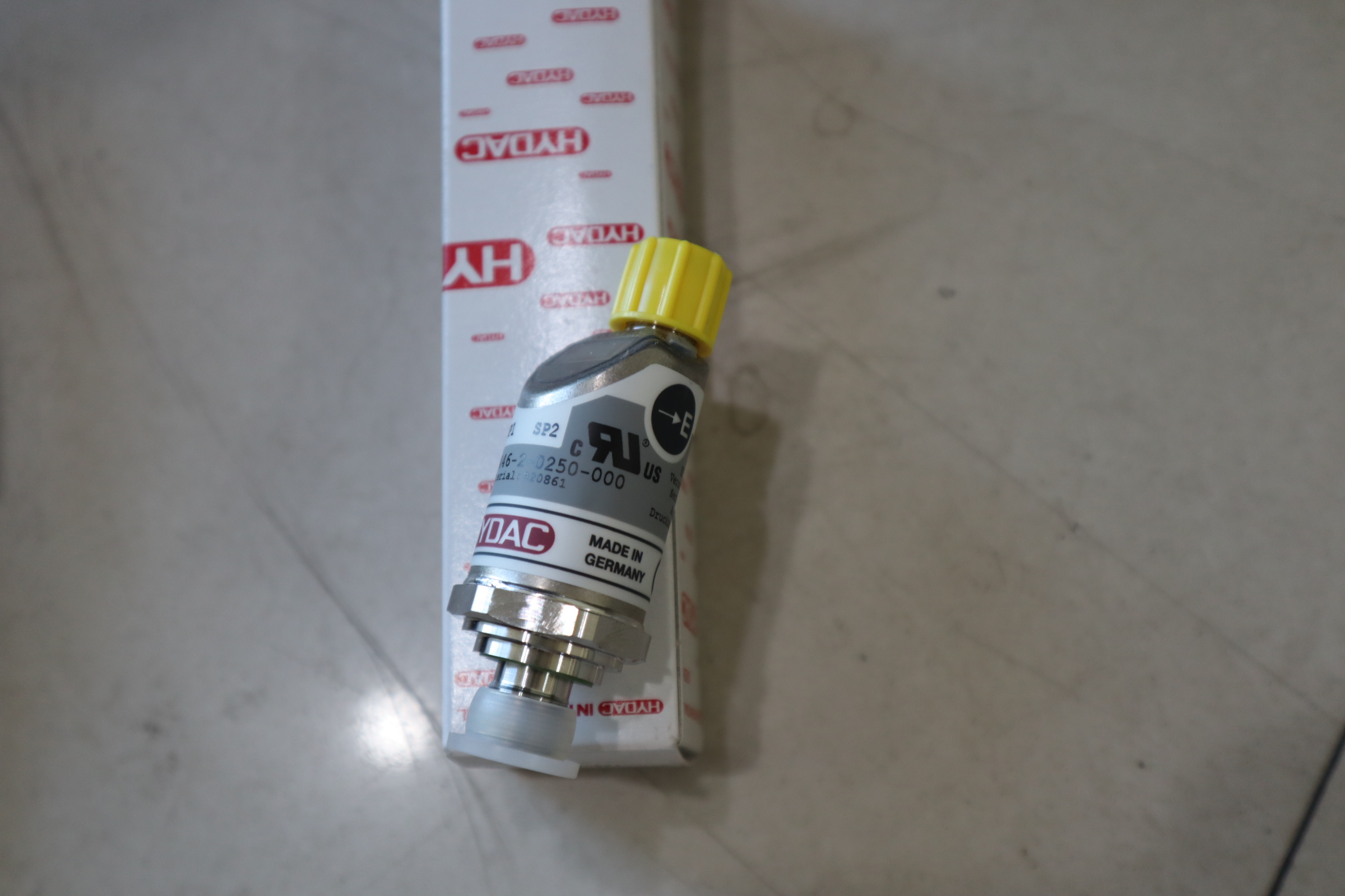 EDS 8446-2-0250-000 920861 德国贺德克HYDAC压力温度传感器