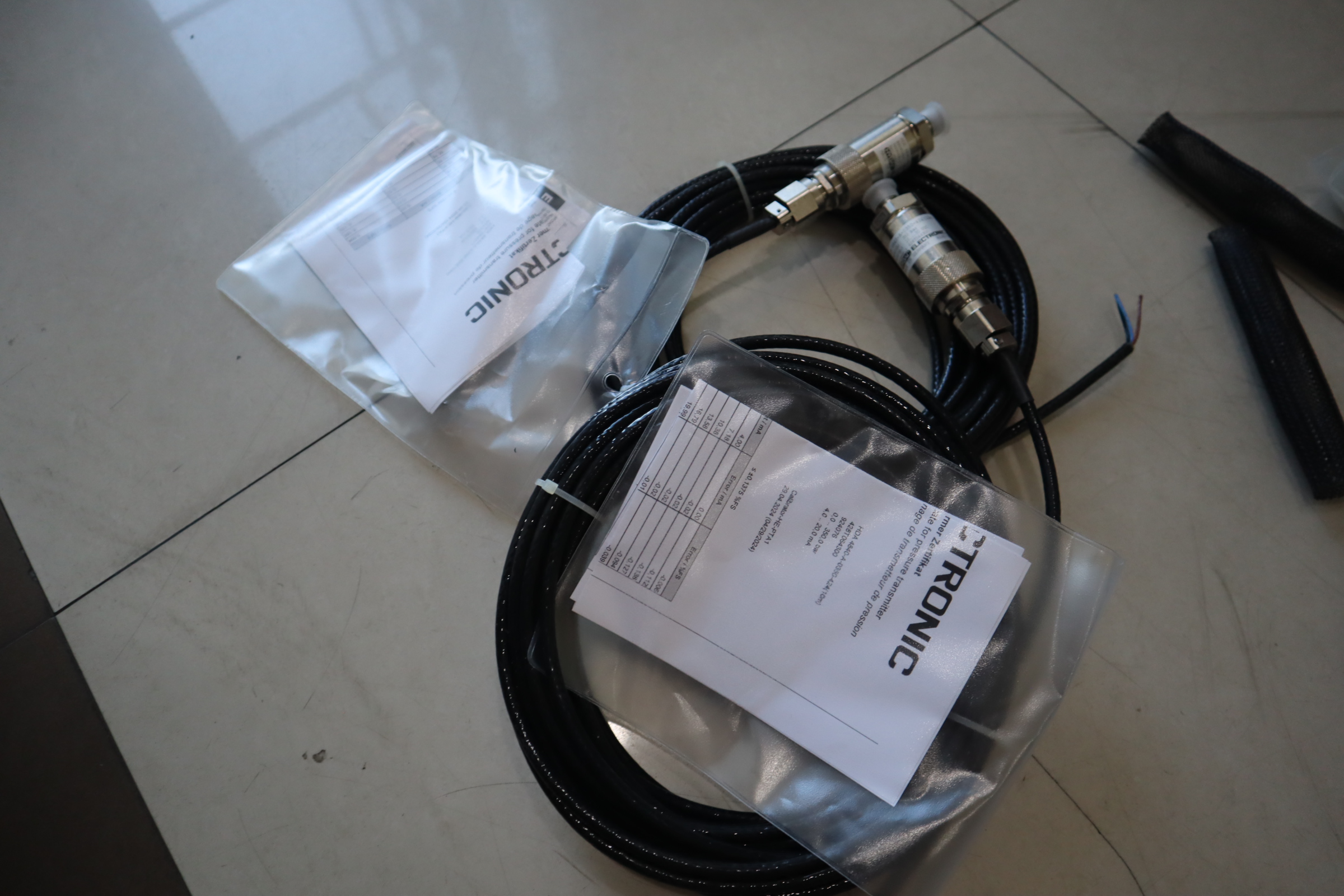 HDA 4840-A-0350-42410m 924076 德国贺德克HYDAC压力温度传感器