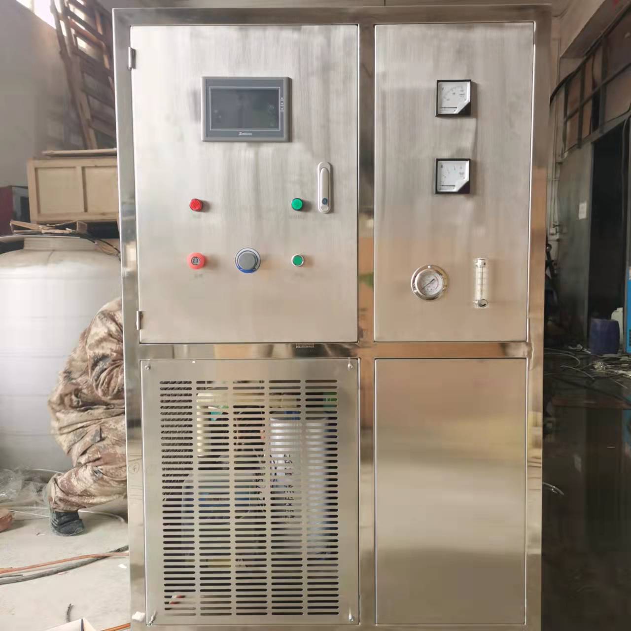 鑫冠宇500g氧气源臭氧发生器养殖空间消毒一体机批发