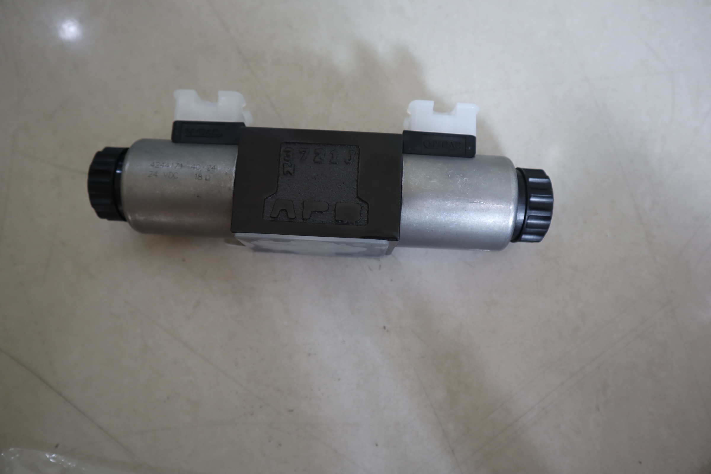 4WE6EA01-24DG/V 德国贺德克HYDAC电磁阀 4079321 5128420-0044