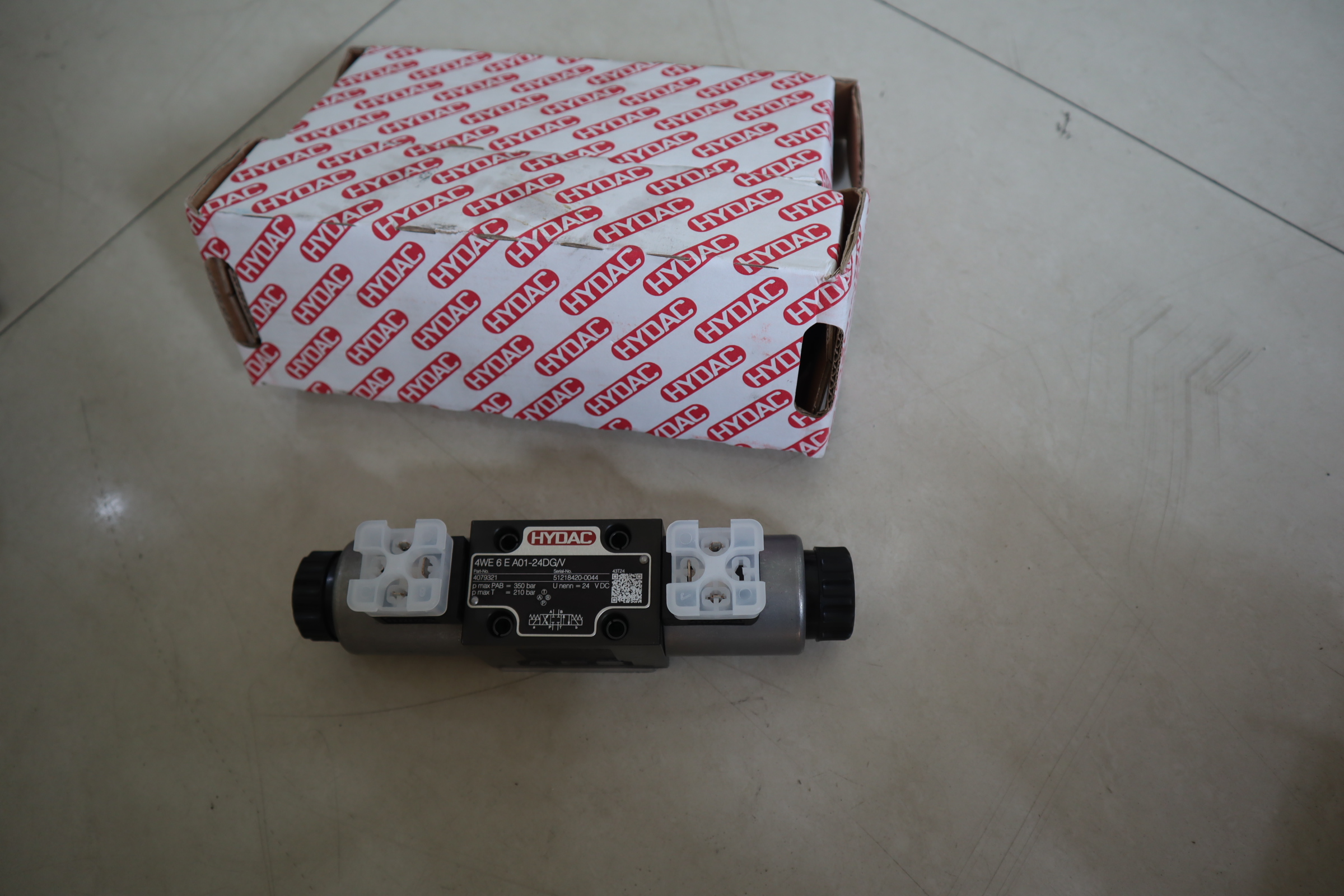 4WE6EA01-24DG/V 德国贺德克HYDAC电磁阀 4079321 5128420-0044