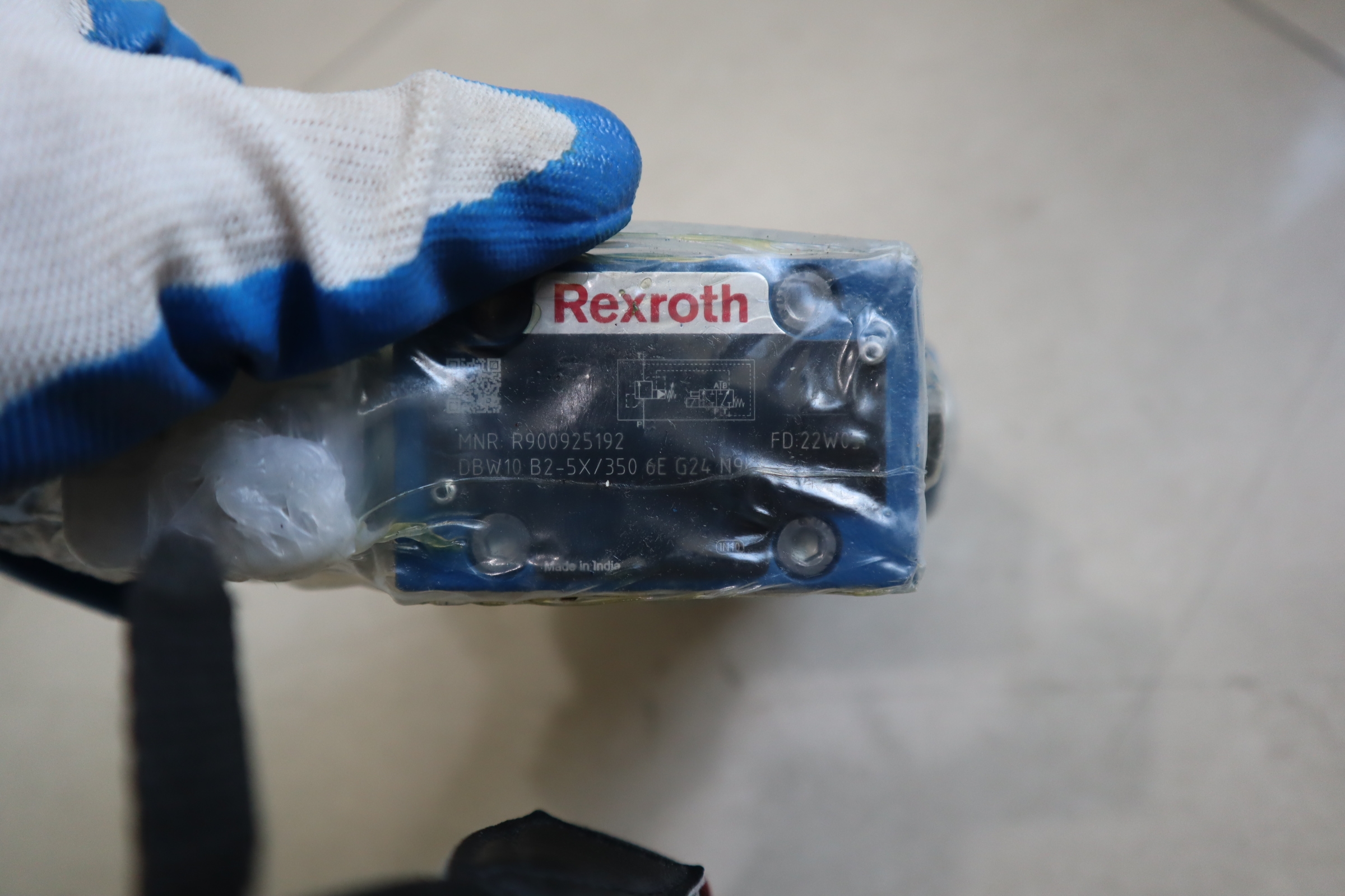 DBW10B2-5X/350-6EG24N9K4 R900925192 力士乐REXROTH溢流阀