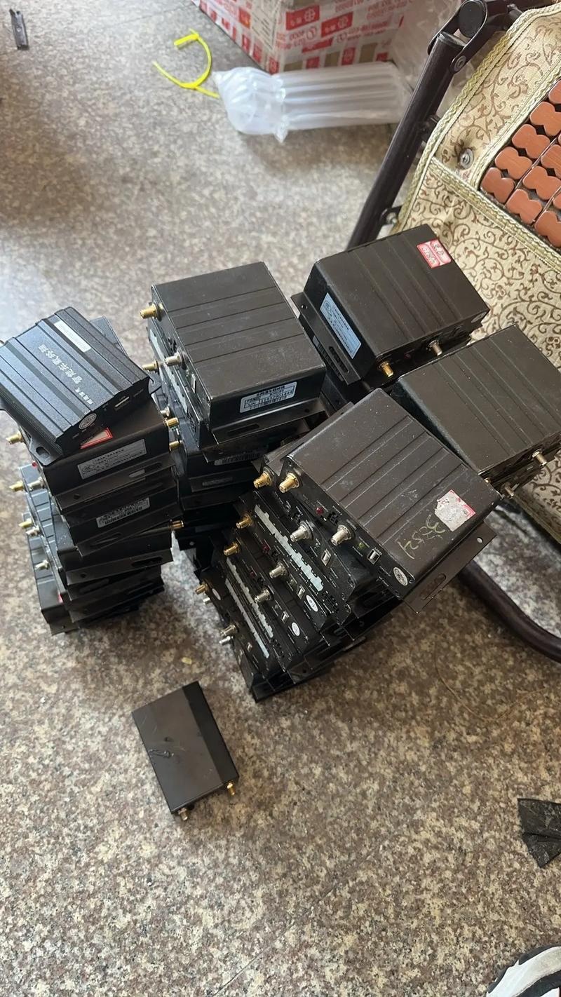 松 江 区 合作收购工厂电子呆料 PLC变频器模块 线路板集成电路回收