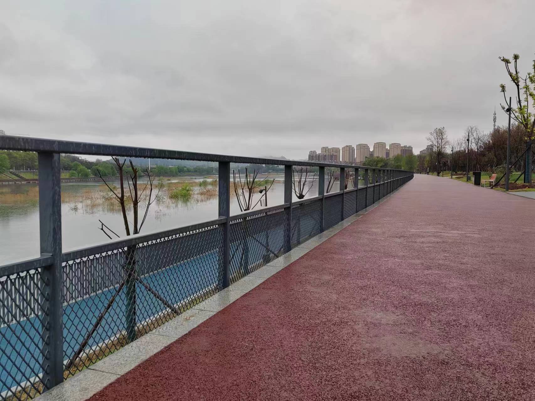 聚鑫 海南防撞护栏 别墅区湖边散步防护栏 安装简单 操作灵活