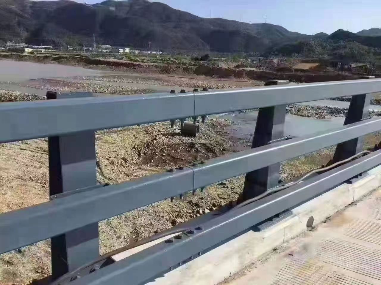 聚鑫 安徽河道护栏 别墅区湖边散步防护栏 用途广泛 长期供应