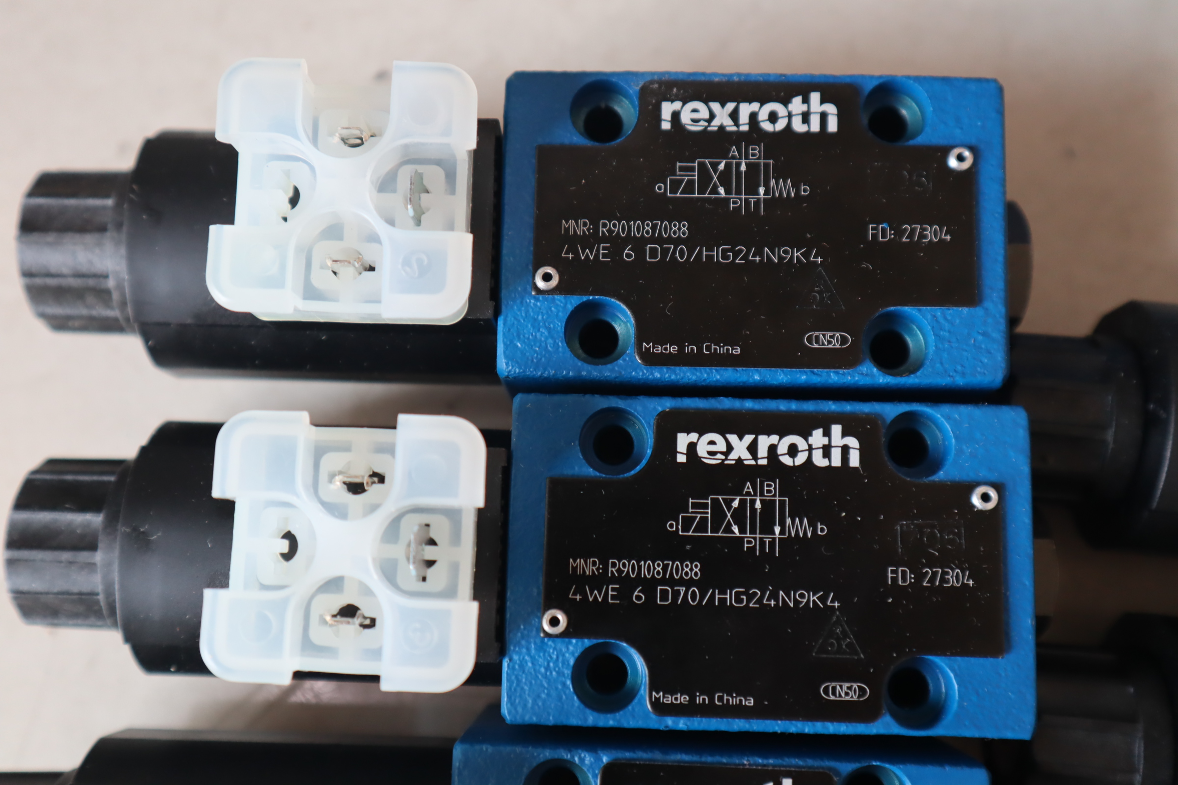 4WE6D70/HG24N9K4 R901087088  德国力士乐REXROTH电磁阀