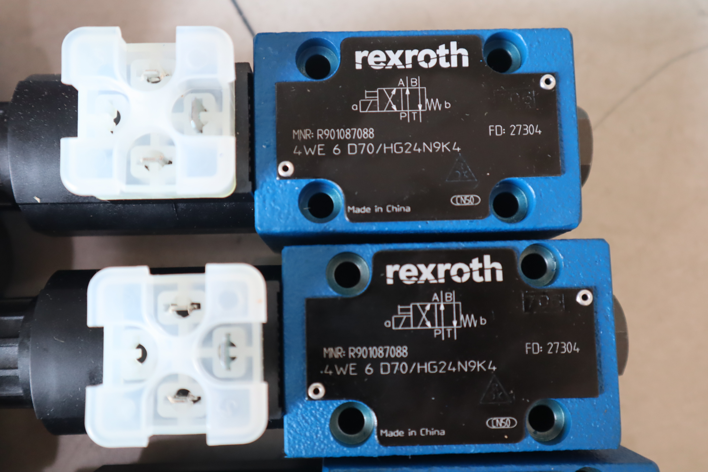 4WE6D70/HG24N9K4 R901087088  德国力士乐REXROTH电磁阀