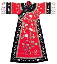 上海高价回收老旗袍   民国长衫   真丝被面   现场估价