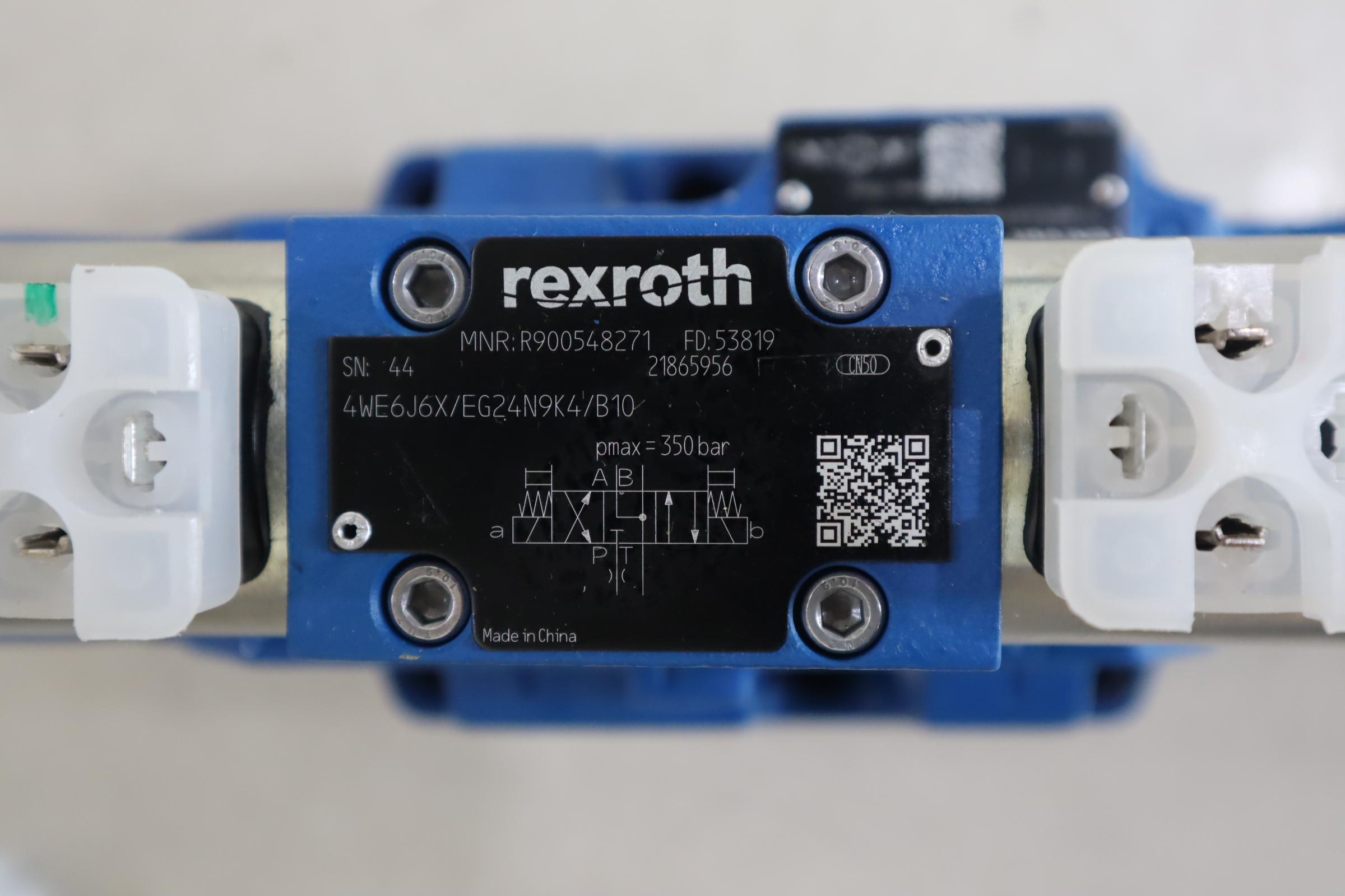 H-4WEH25J6X/6EG24N9ETK4/B10D3 R900932940 德国力士乐REXROTH