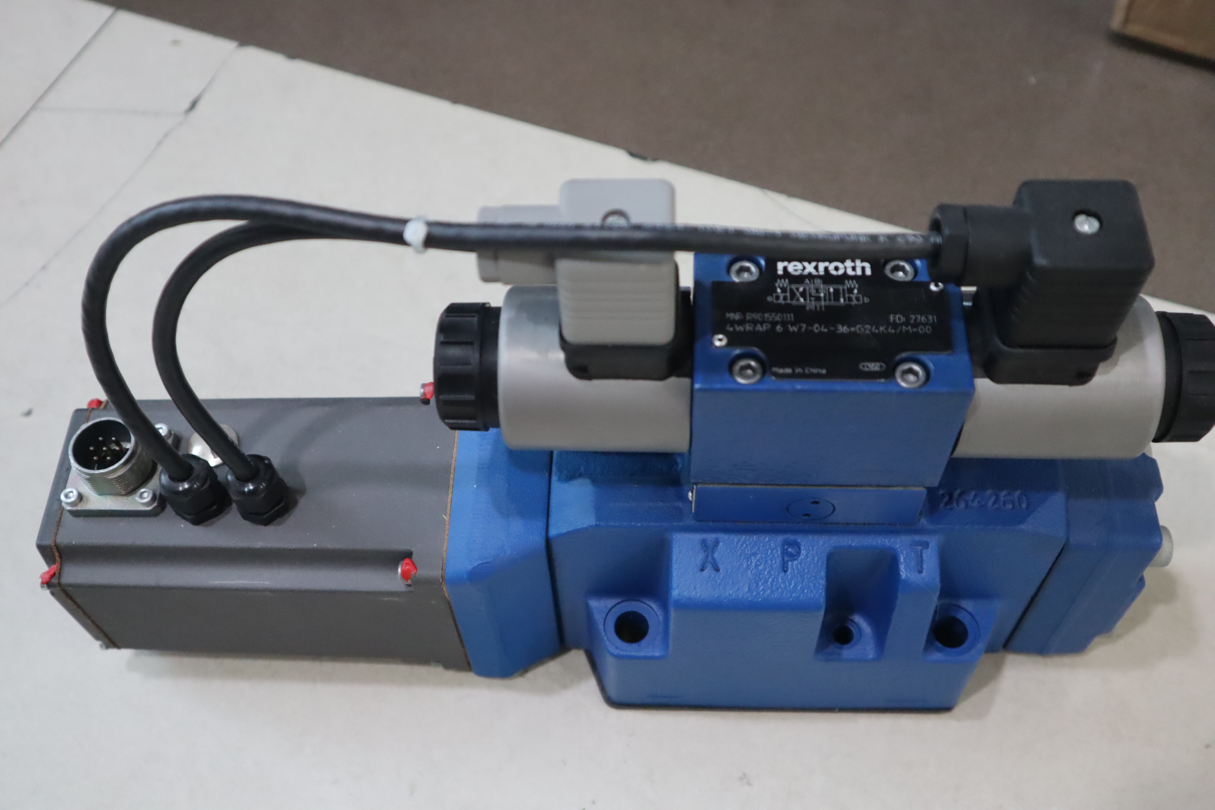 4WRKE16E200L-35/6EG24EK31/A1D3M R900727361 力士乐REXROTH