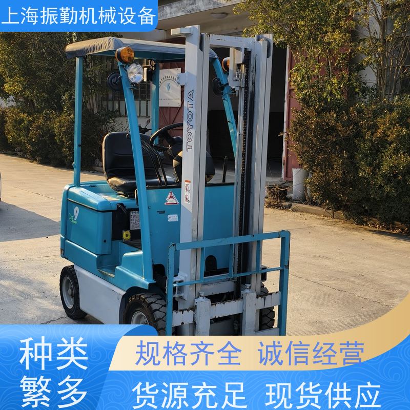 振勤机械 出售三门架电动叉车 动力强劲 操作灵活 可用于厂库货架