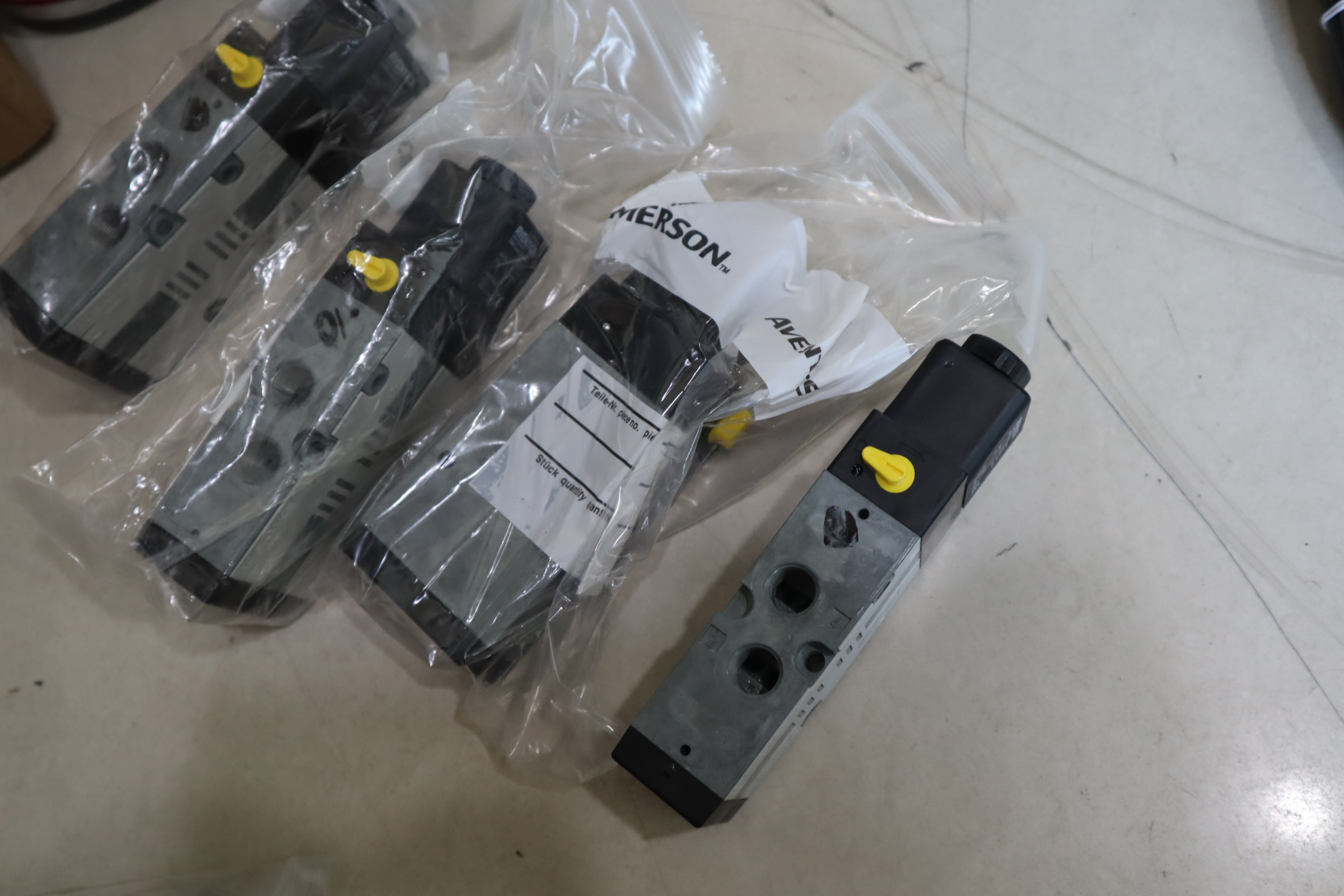 5776070220 5420507022 德国安沃驰AVENTICS气动阀