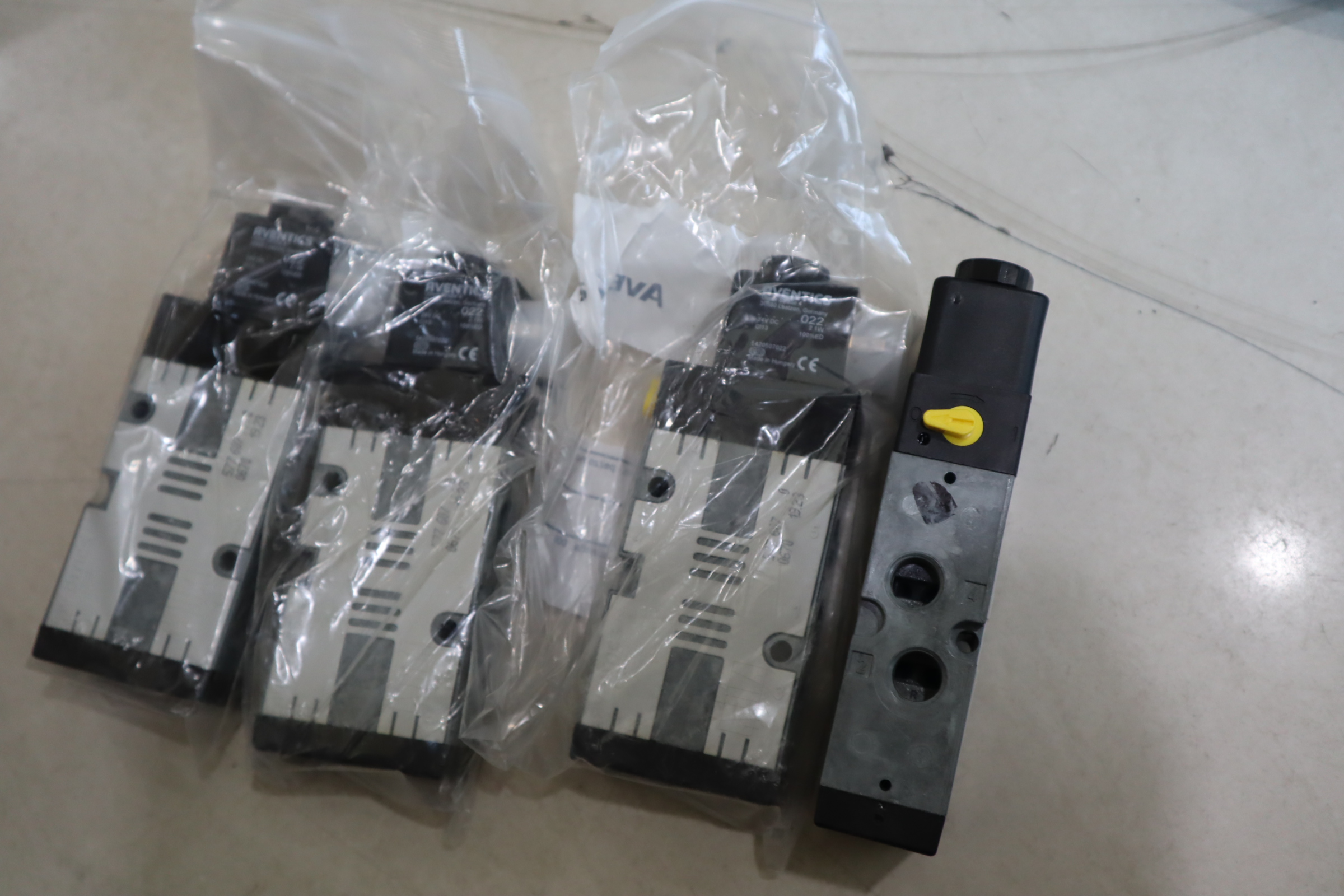 5776070220 5420507022 德国安沃驰AVENTICS气动阀