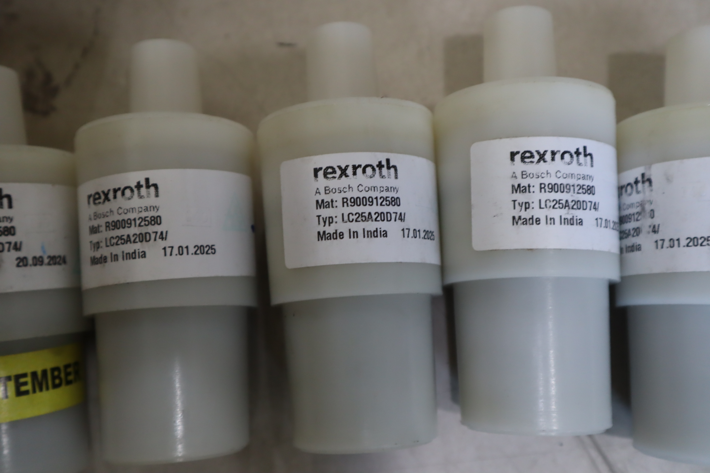 LC25A20D74/ LC25A20D72/ LC25A20D73/ R900912580 REXROTH力士乐