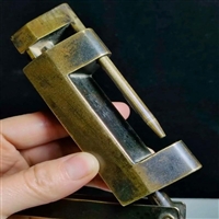 上海全城  回收老铜器   各式银器  老香炉   现场看货  免费估价