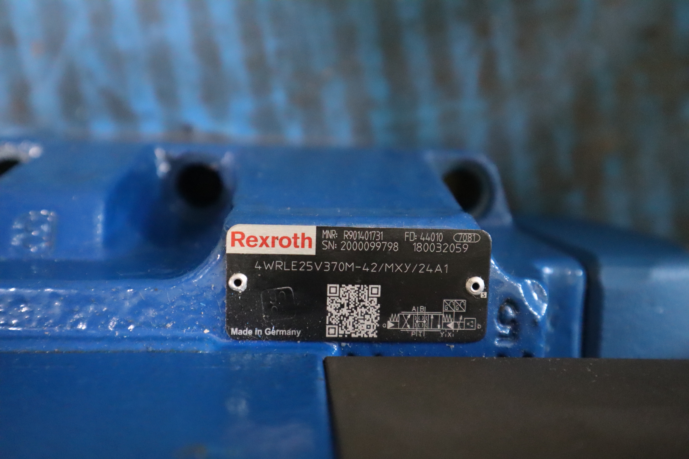 4WRLE25V370M-42/MXY/24A1 R901401731 德国力士乐REXROTH比例阀