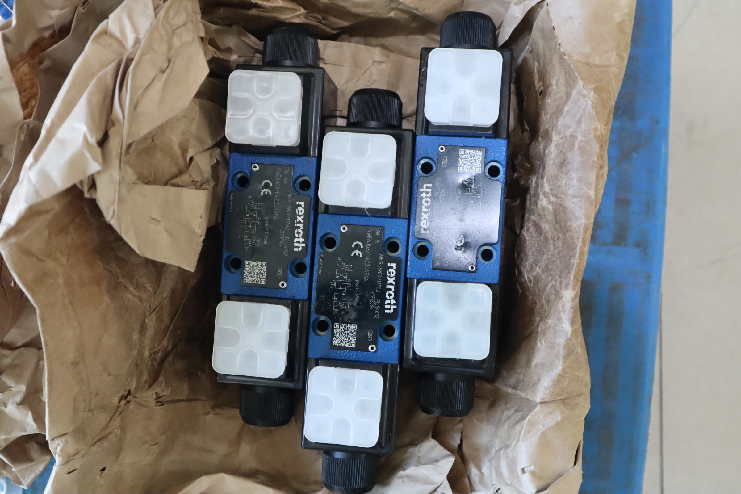 4WE6J6X/EW230N9K4 R900911762 4WE6J62/EW230N9K4 力士乐REXROTH