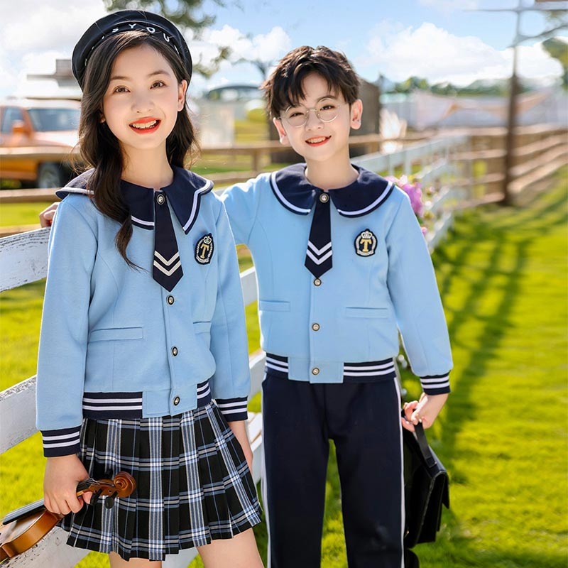 校服制衣厂 为学校定制专属服装 校园形象由此开启