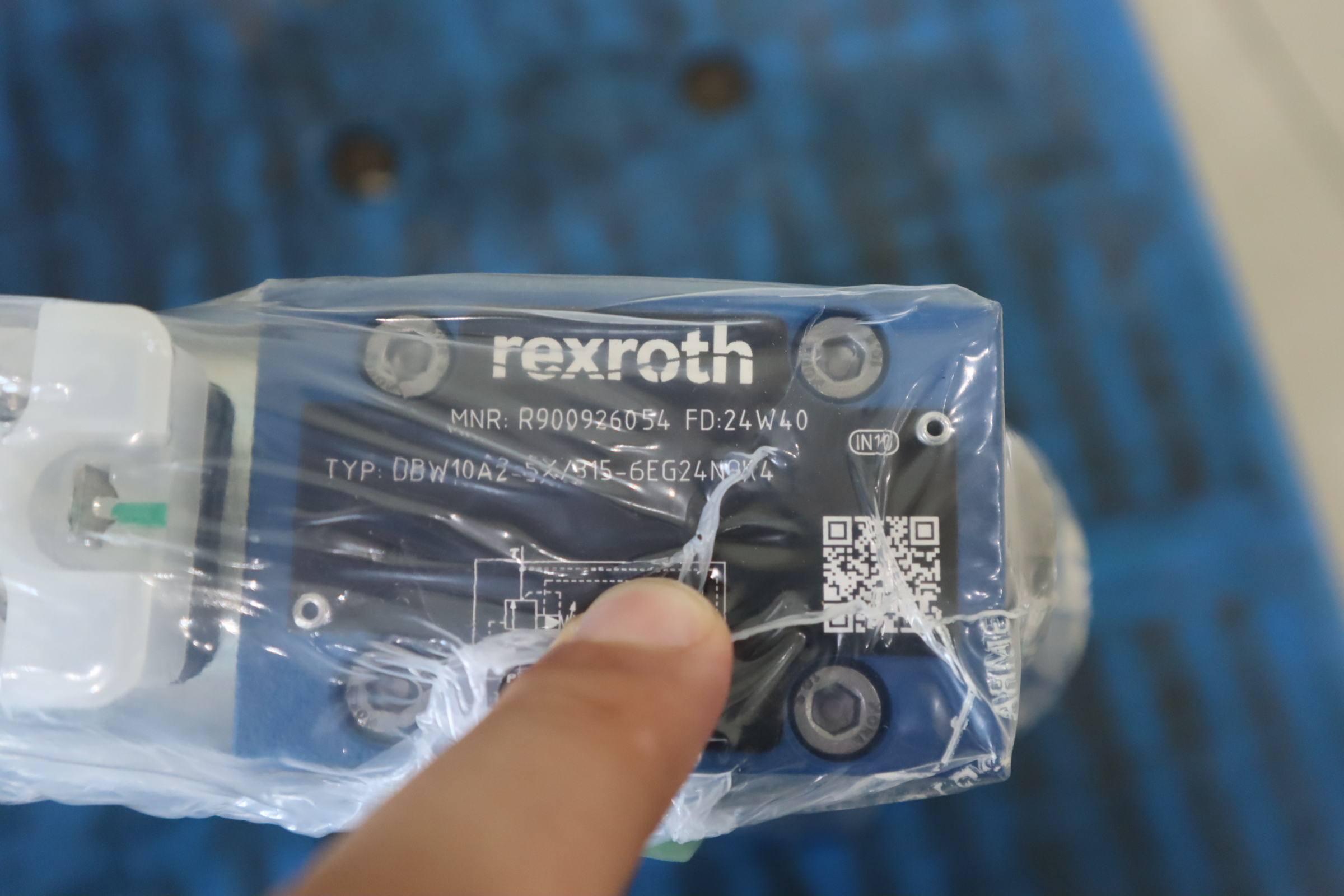 R900926054 DBW10A2-5X/315-6EG24N9K4 德国力士乐REXROTH溢流阀