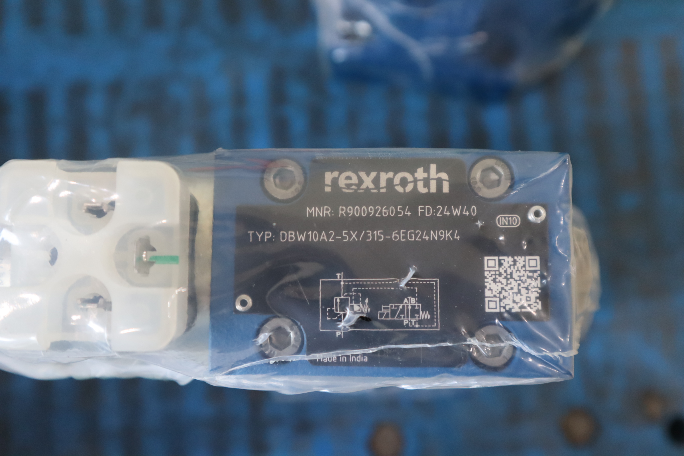 R900926054 DBW10A2-5X/315-6EG24N9K4 德国力士乐REXROTH溢流阀