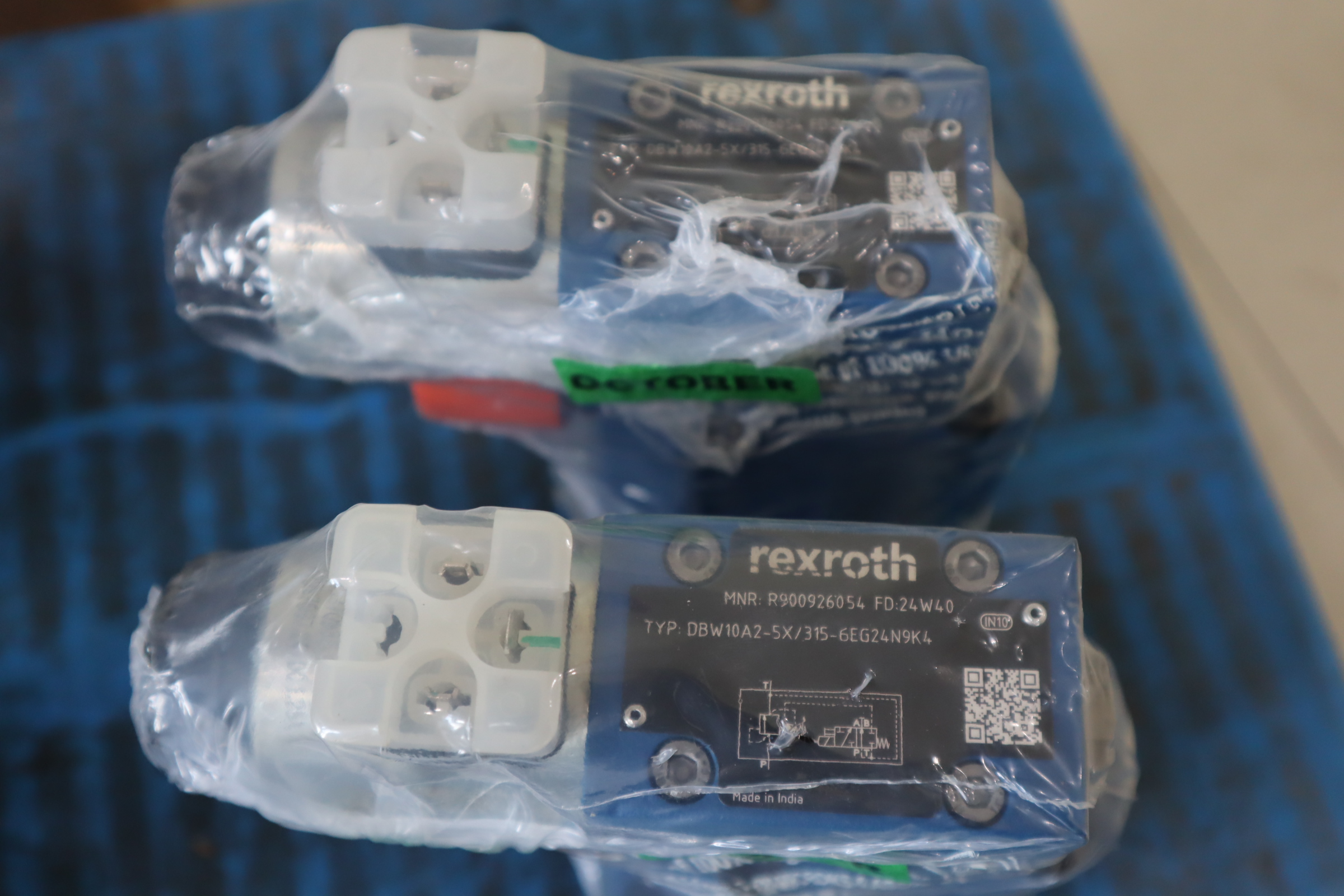 R900926054 DBW10A2-5X/315-6EG24N9K4 德国力士乐REXROTH溢流阀