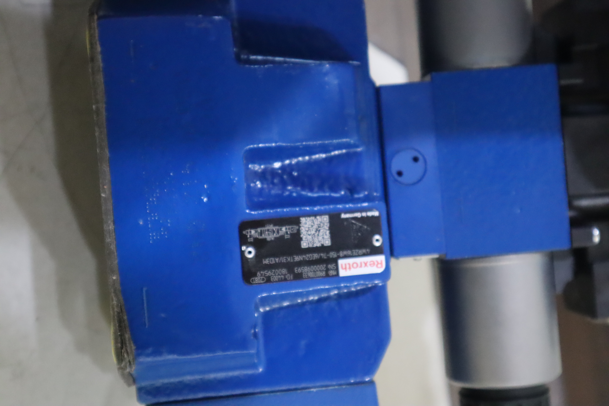 4WRZE16W8-150-74/6EG24N9ETK31/A1D3M R900700633 力士乐REXROTH