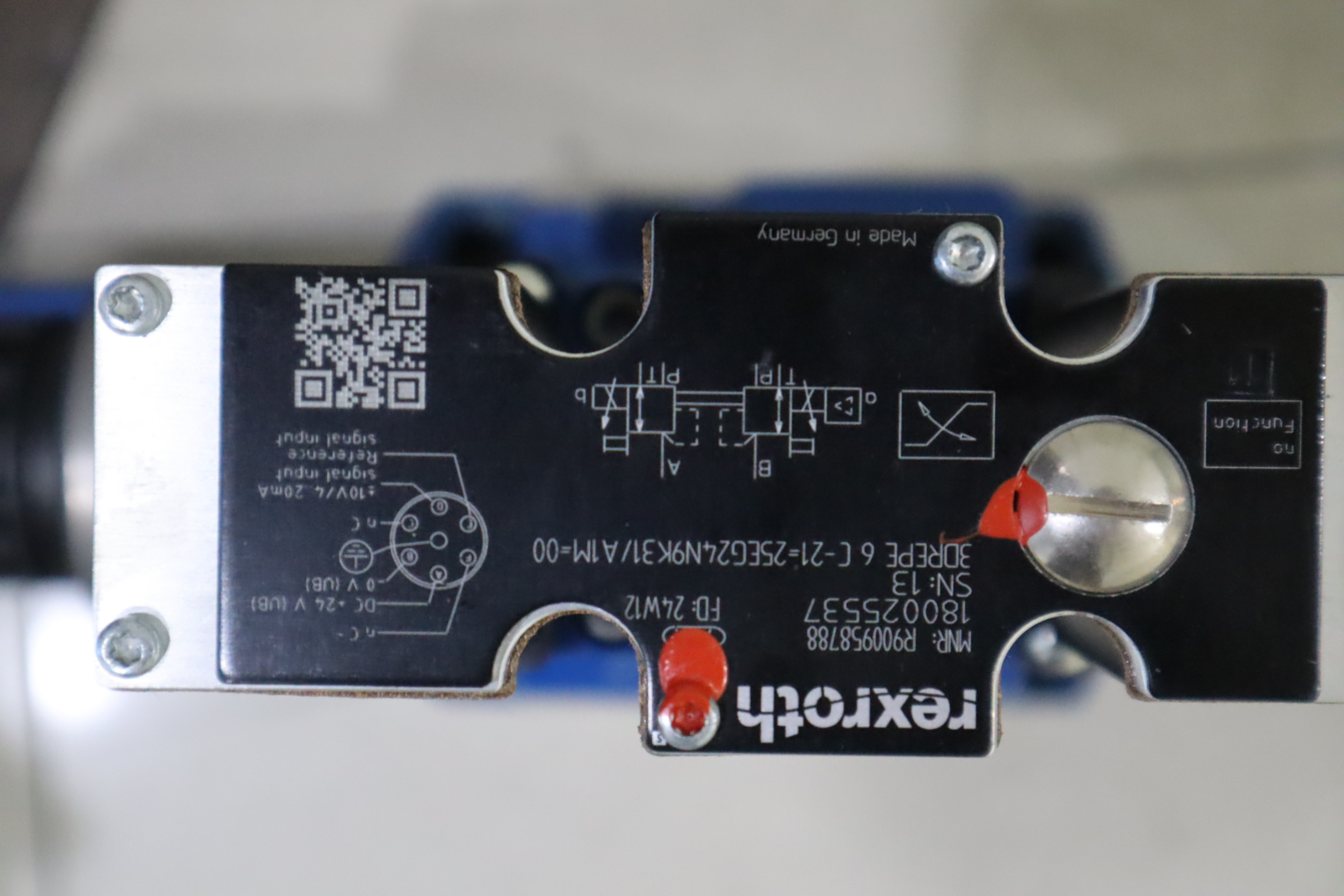 4WRZE16W8-150-7X/6EG24N9ETK31/A1D3M R900700633 力士乐REXROTH