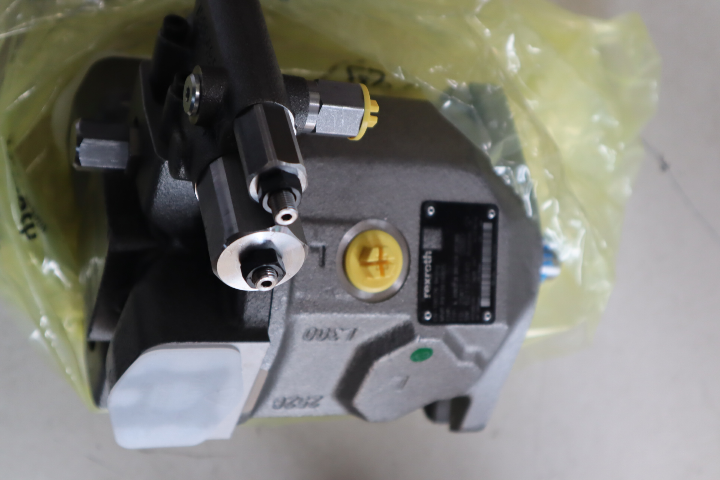 A A10VSO28DFR1/31R-VPA12N00 R910916805 力士乐